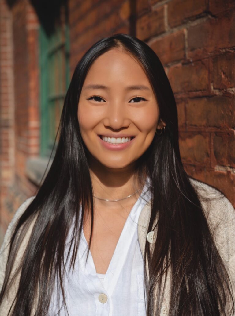 Headshot2021