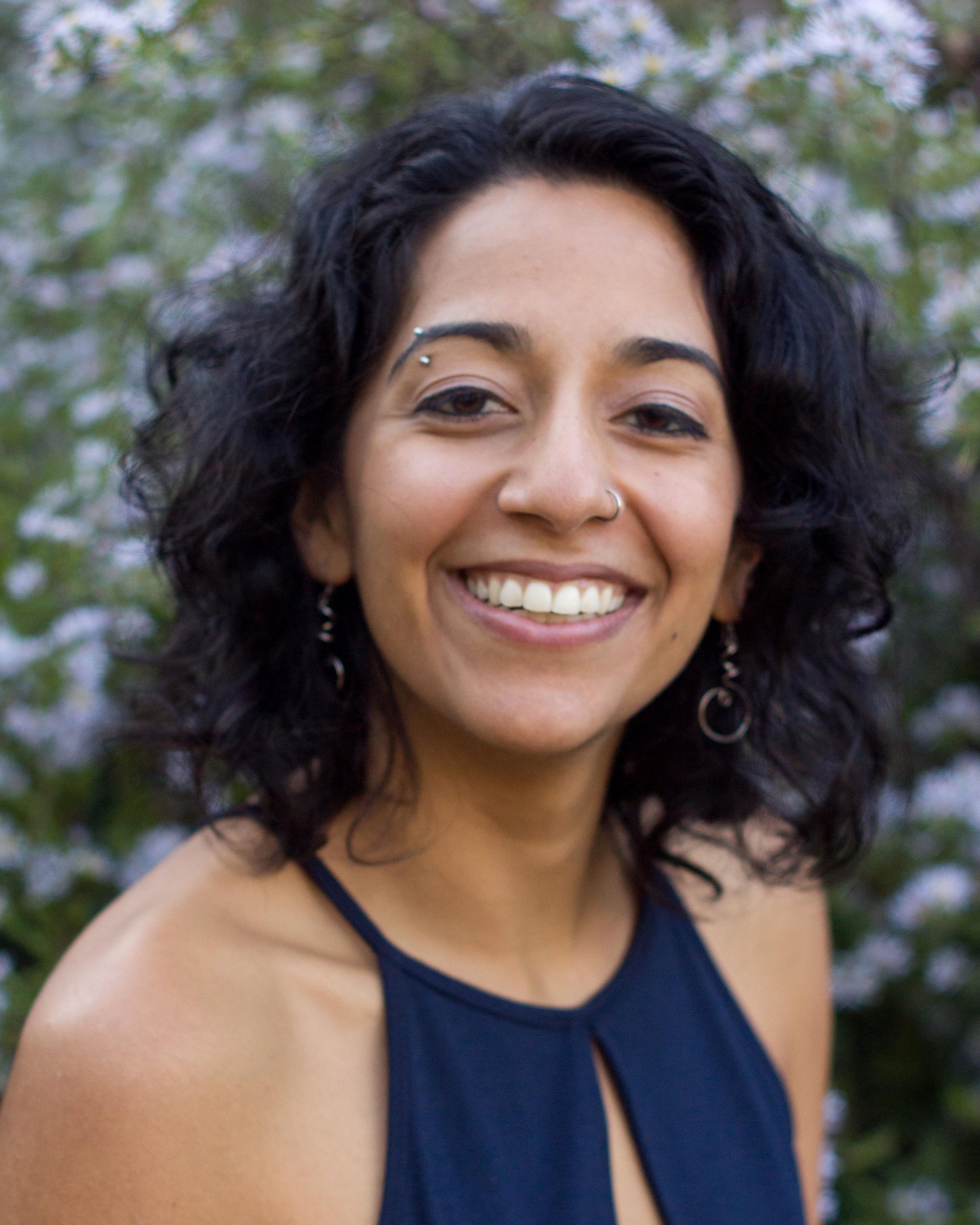 Shivani Headshot