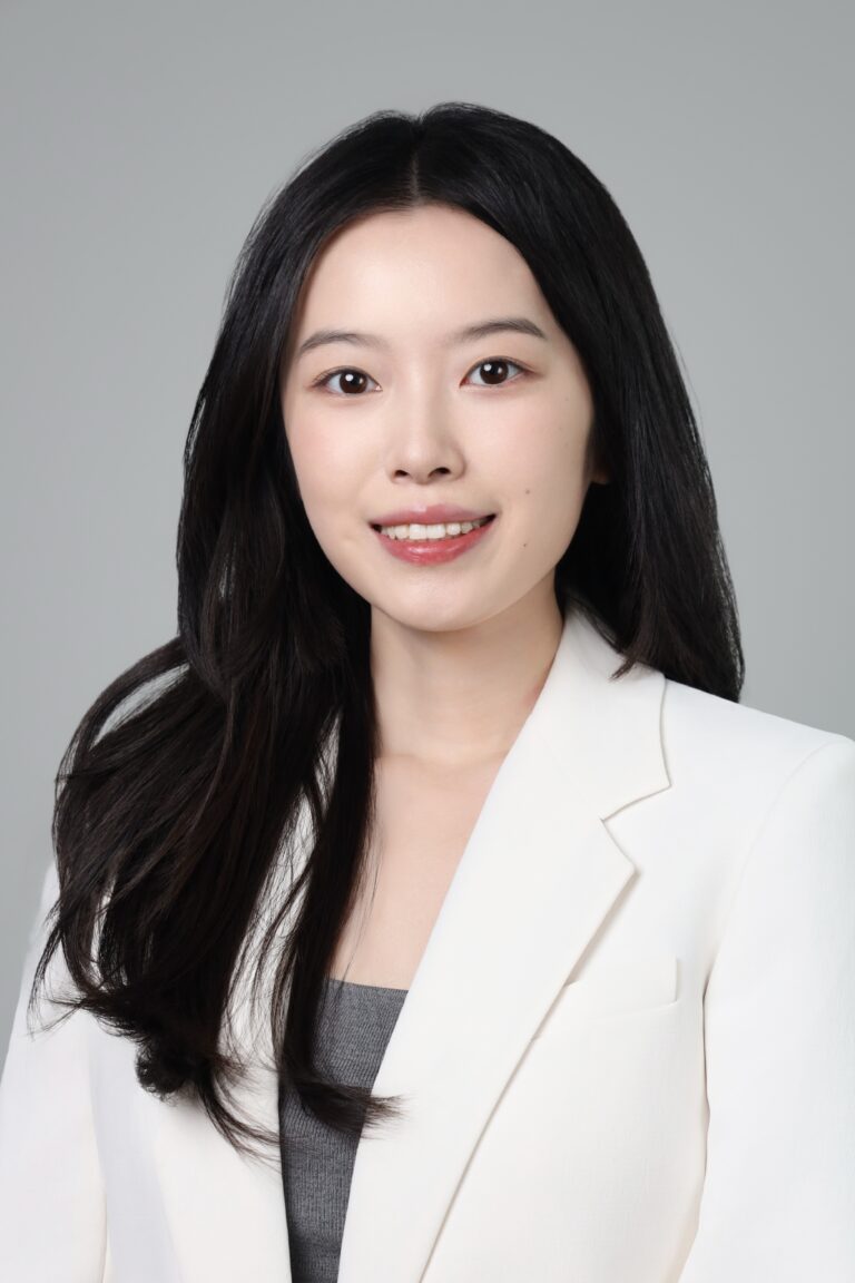 Professional Photo_Yifei Wang